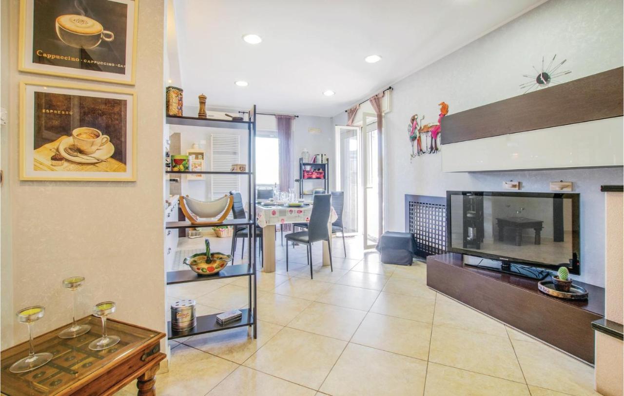 Awesome Apartment In Bari With Wifi Экстерьер фото