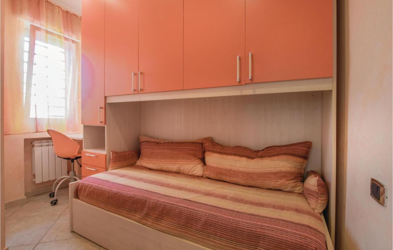 Awesome Apartment In Bari With Wifi Экстерьер фото
