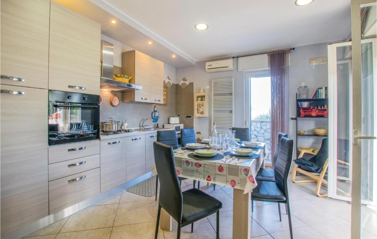 Awesome Apartment In Bari With Wifi Экстерьер фото